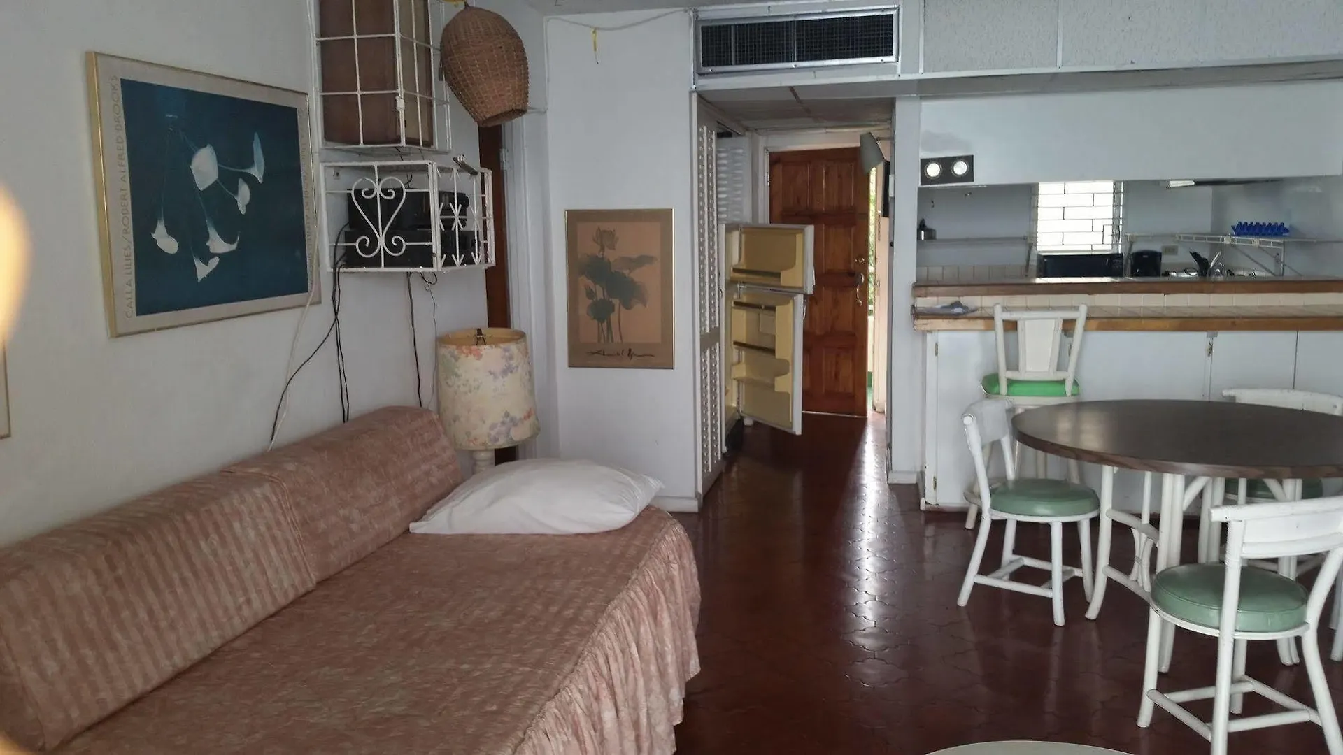 Skymiles Beach Suite Montego Bay 0*,  Jamaica